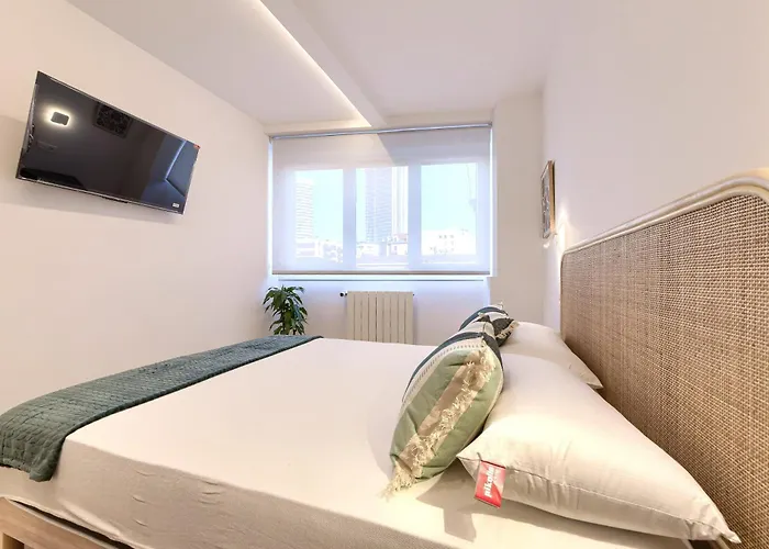 Estilo Y Comodidad Junto Al Hospital Y Bus Bilbao
