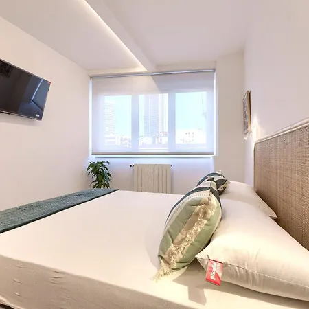 Estilo Y Comodidad Junto Al Hospital Y Bus Бильбао