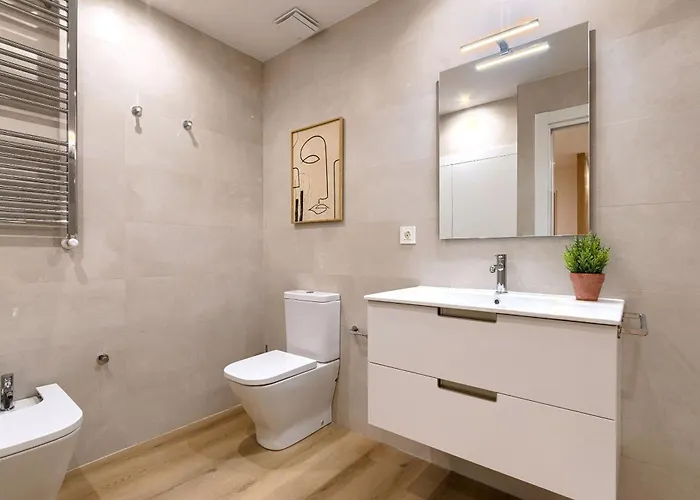 Estilo Y Comodidad Junto Al Hospital Y Bus *